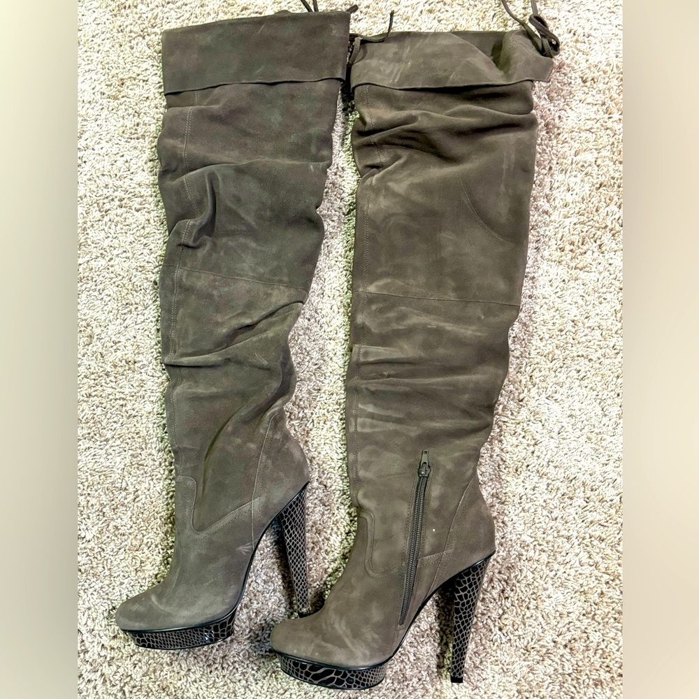 Bakers over-the-knee high heel suede boots, size 7